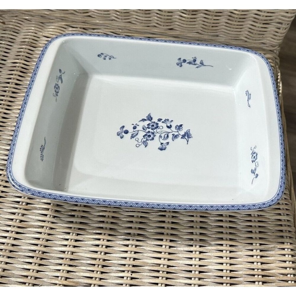 Fyrklovern Classic rectangular baking serving dish Jackie Lynd Blue White Floral